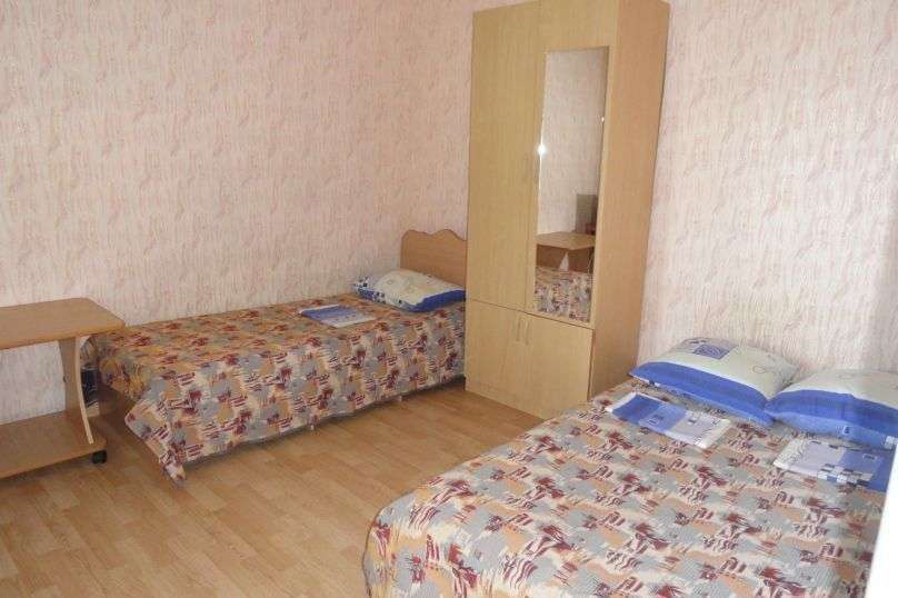 С кухней с отдельным входом
